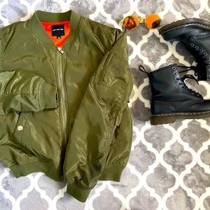 WOMENS BOMBER JACKET